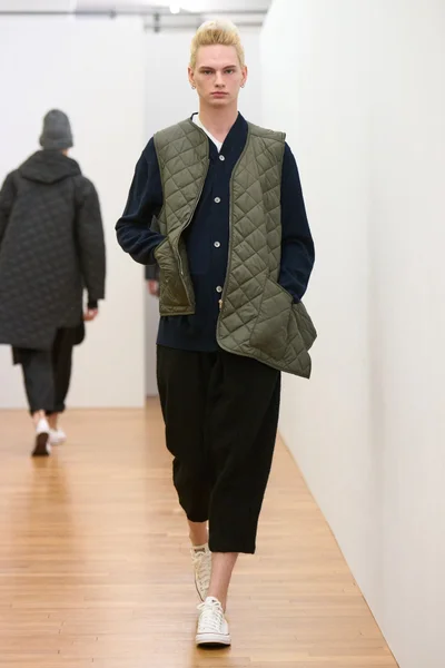 Look 41